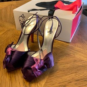 Purple Paris Hilton Heel with Bow and Ankle Strap Open Toe Size 7.5